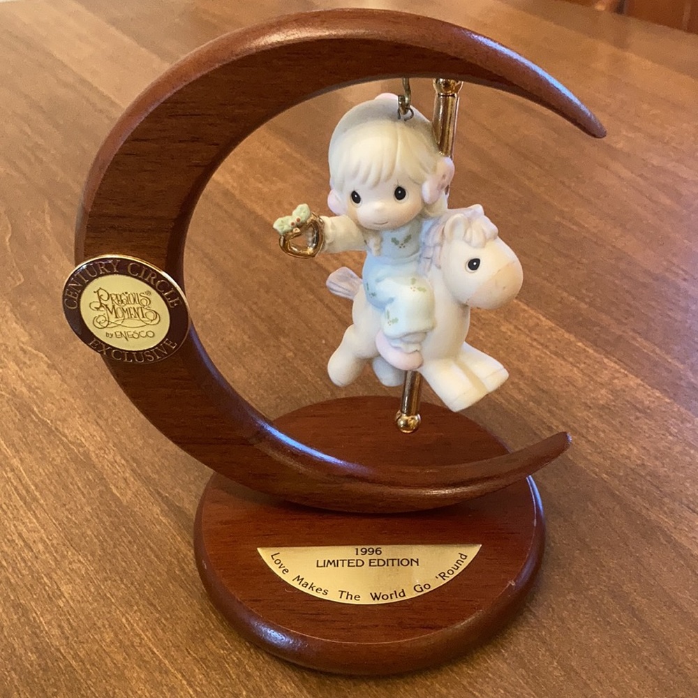 Precious Moments “Love Makes The World Go Round” Limited Edition Statue & Stand